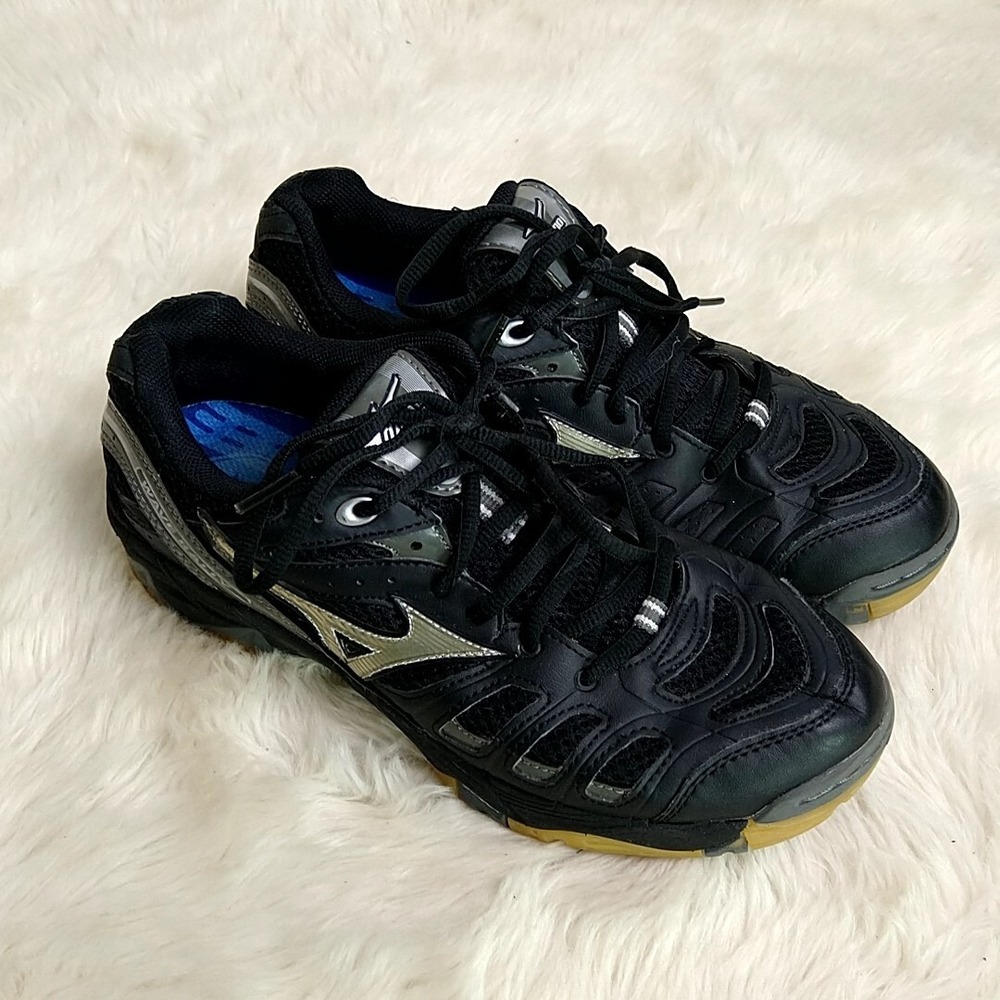 Mizuno Wave Rally Womens sz 7.5 Black Silver Volleyball Shoes 9KV-18705 Gum Sole